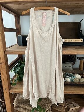 ♥️ Magnolia Pearl Paz Tank